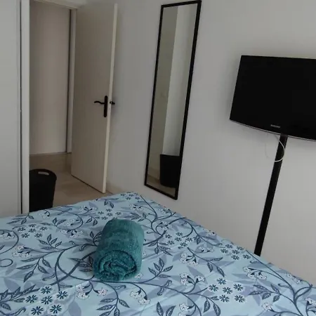 Confortable 2 Pièces Entre Menton Et Monaco Avec Parking Privé