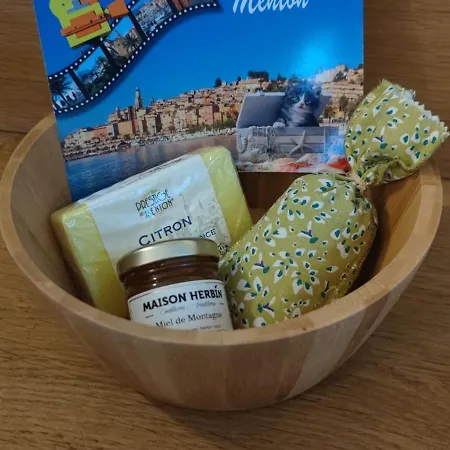 Confortable 2 Pièces Entre Menton Et Monaco Avec Parking Privé Roccabruna